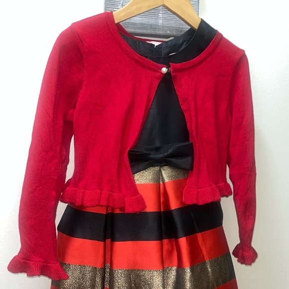 Black, Red and Glitter Gold Elegant Fit and Flare Sleeveless Pleated Dress Girl - Picture 3 of 17